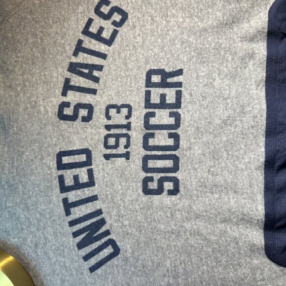 Nike United States Soccer 1913 Crewneck Sweatshirt / Gray / Women’s M - Picture 6 of 7